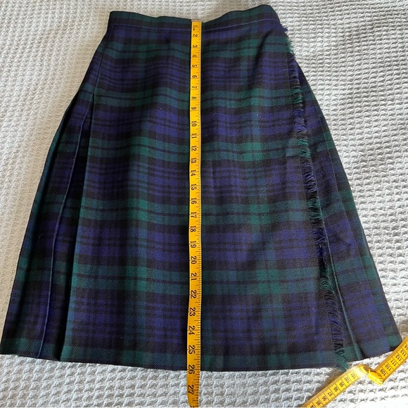 Highland Home Industries Wool Wrap Skirt Womens 12 Green Navy Plaid Scotland - Picture 10 of 10